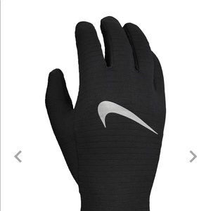 NWT Nike Sphere Men's Gloves with Dri-Fit Technology